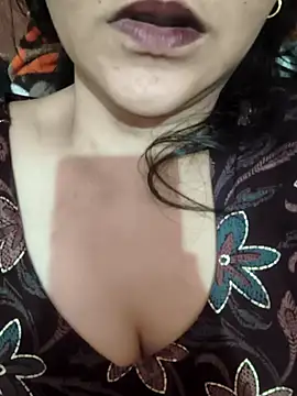 MUSKAN 786786- online show from March 4, 4:13 pm