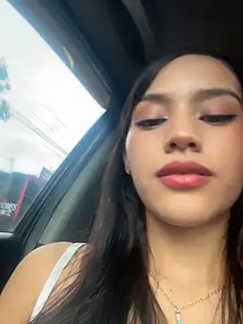 Mia-villalobos online show from May 17, 2:49 pm
