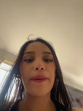 Mia-villalobos online show from April 6, 2:29 pm