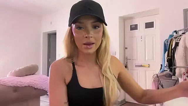 Naughtyblondex online show from April 18, 8:42 pm