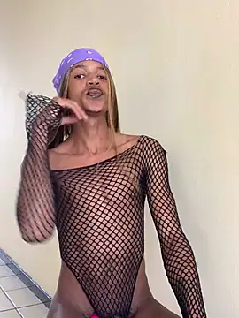 Kinky-Nicky04 online show from June 27, 9:32 am