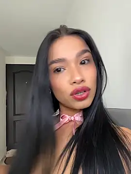 Bella Smithe online show from June 5, 4:13 pm