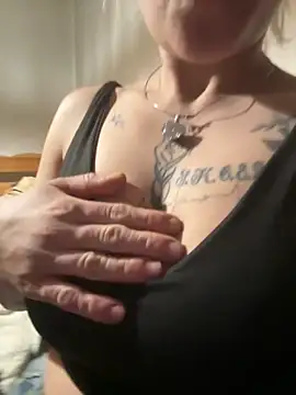 Bblonds1 online show from March 2, 5:41 am