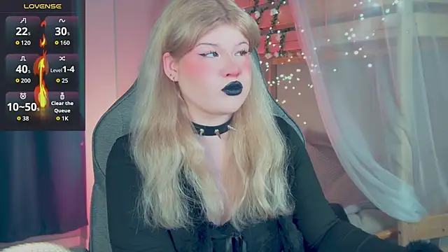 LilithNlsn online show from April 14, 2:55 am