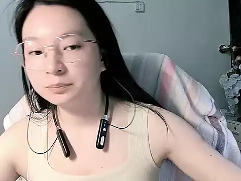 Eeya-36 online show from April 9, 12:21 pm