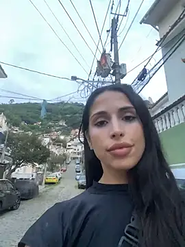 sweetwanda online show from April 5, 8:52 pm