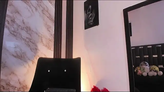 Nina vegas online show from March 10, 2:32 pm