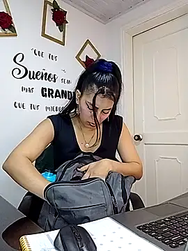 jaade doll online show from March 21, 1:16 pm