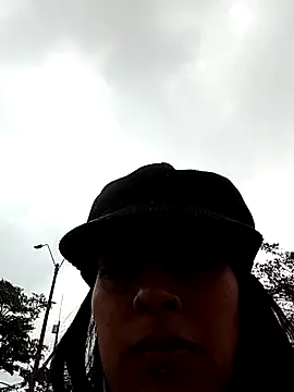 jaade doll online show from March 28, 1:32 pm