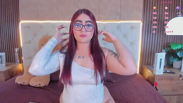 apriilfox online show from March 21, 4:17 am