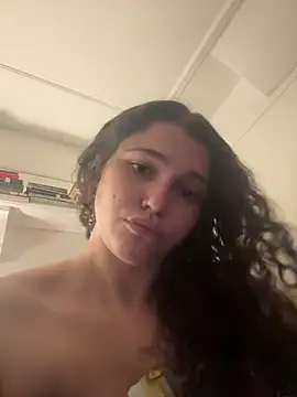 blushbunnyyyy online show from April 27, 3:47 am