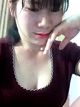 Bondgirl 9 online show from March 28, 6:18 pm