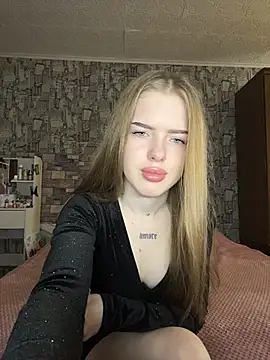 KayShaw online show from April 2, 4:32 am