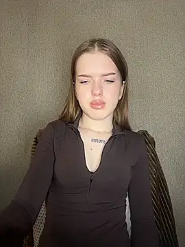 KayShaw online show from March 12, 5:32 am