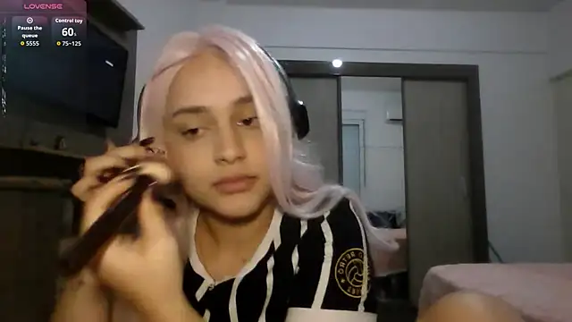 Willowlk online show from April 19, 12:10 am