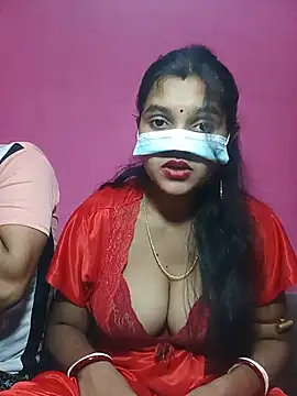Sexy Sonniyaa online show from July 4, 6:15 pm