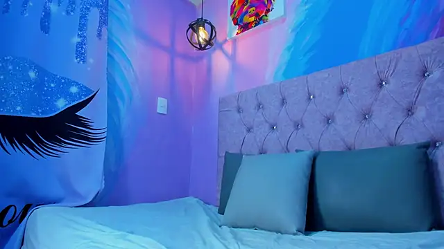 Kat 44 online show from March 13, 7:15 pm