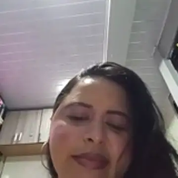 violetapeeveet online show from May 1, 6:27 am