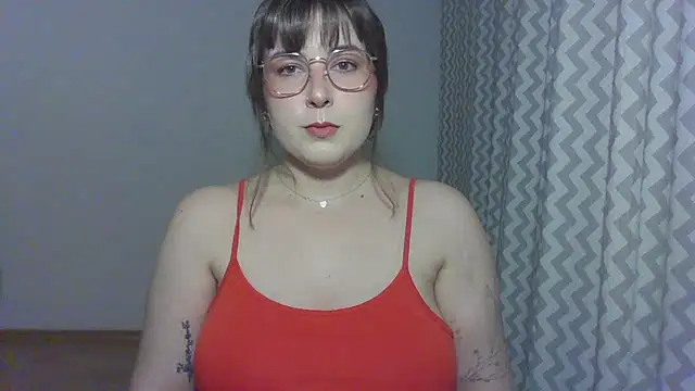 ClaraHard online show from June 24, 8:08 pm