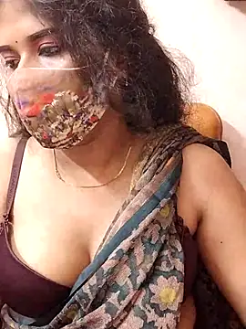 Sunitha28 online show from April 15, 4:07 pm