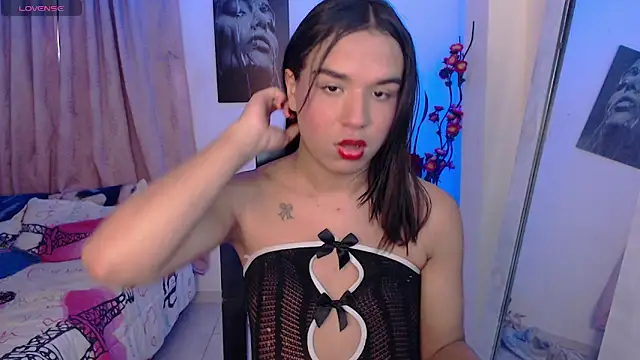 Candyy doll   online show from March 16, 6:45 pm