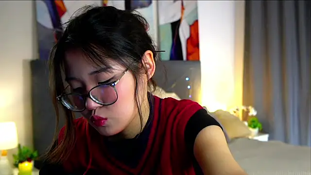 NelleMihalko online show from April 7, 11:12 am