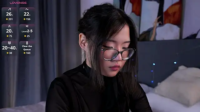 NelleMihalko online show from May 31, 11:05 am