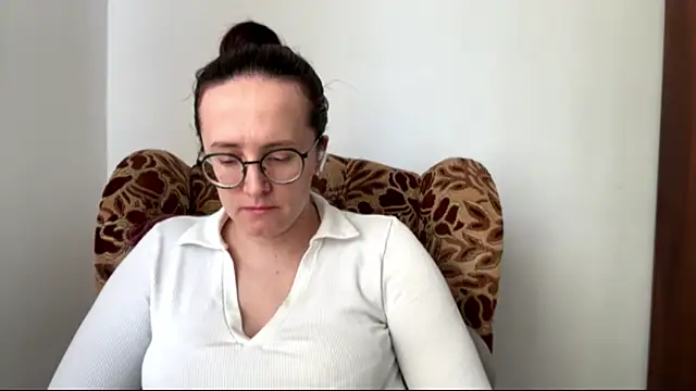 SofiaTease online show from April 1, 1:23 pm