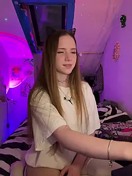 Ameliamoooon online show from March 22, 6:14 pm