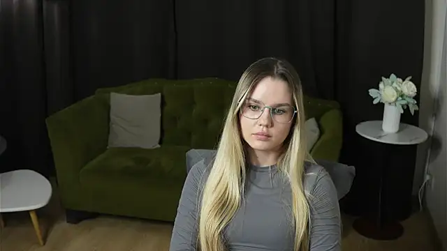 RethaMalawy online show from March 6, 2:12 pm