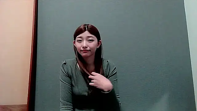 rei 012 online show from March 15, 5:53 am