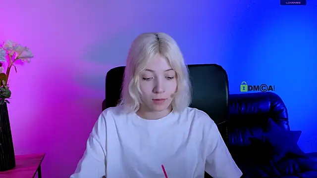  sabrina moore online show from June 16, 6:53 pm