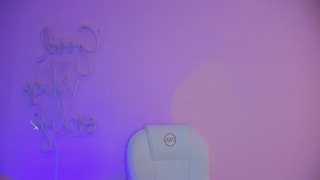 Tamara Ferrer online show from April 14, 12:38 pm