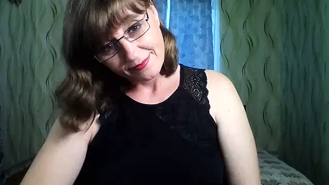 Alisaprice077 online show from July 16, 4:33 pm