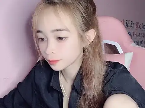Odile068 online show from March 29, 4:39 pm
