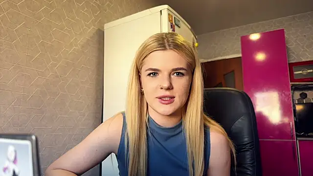 TeneshaCabezas online show from March 10, 8:40 am