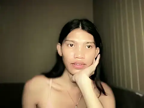 Yourgoddess jayve online show from June 4, 8:30 am