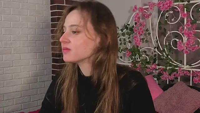 RubieHeiser online show from April 13, 5:58 pm