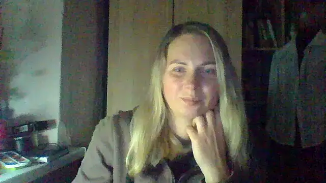 Mollie365 online show from April 2, 5:43 pm