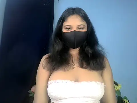 KASHISH SINGH  online show from April 23, 2:41 pm