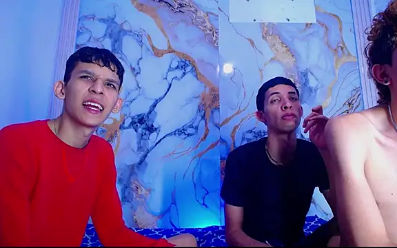 Desire Boys1 online show from April 20, 7:28 pm