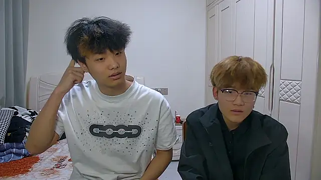 icecream-002 online show from March 26, 10:17 am