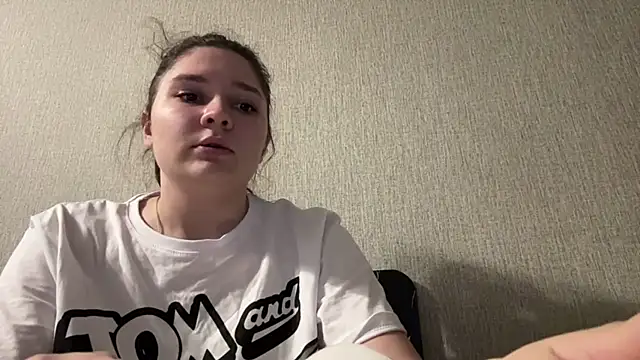 Emmiebutwihu online show from April 12, 10:07 am