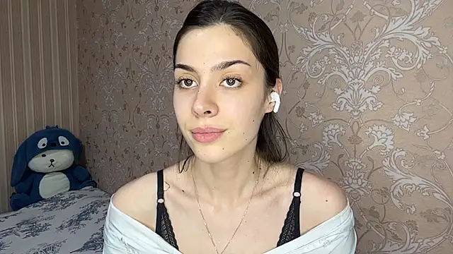 AylaLust online show from April 3, 3:54 pm