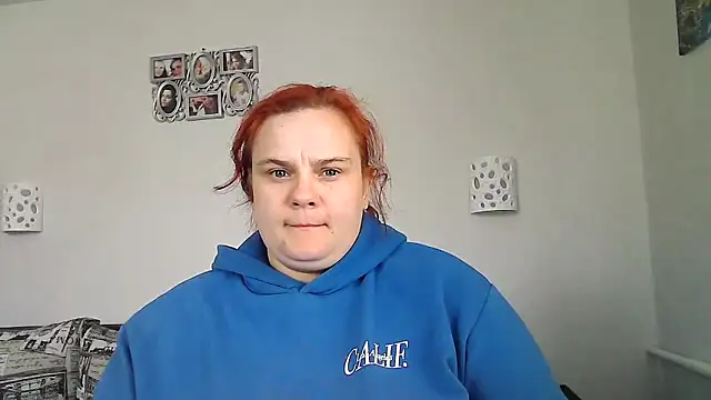 DollyGersonn online show from April 23, 3:14 pm