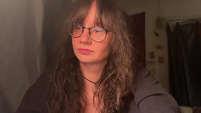 nyxo  online show from March 25, 10:12 pm