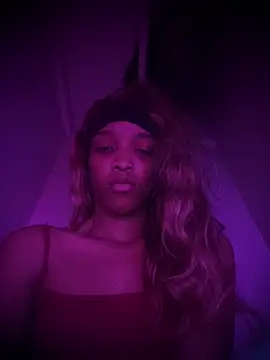 zandralanea online show from March 12, 7:27 pm