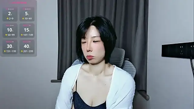 lin lin 520 520 online show from April 20, 6:11 pm