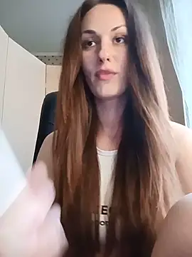 LunaCrystall online show from June 3, 4:01 pm