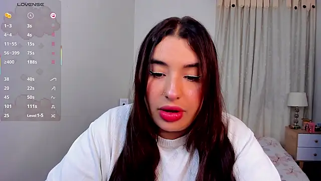 leidydrip  online show from April 16, 3:29 am